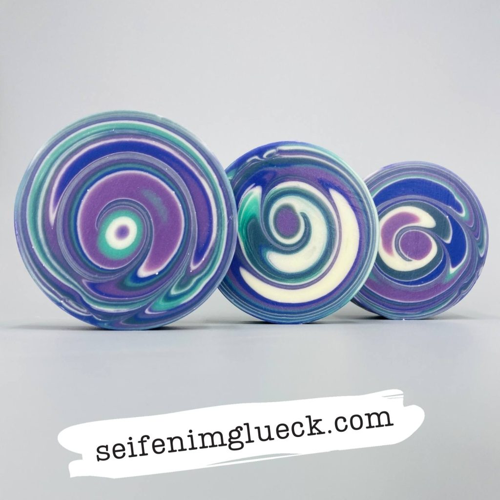 Spiral Soap Shaper Belinda Williams - auch diese Seife wurde mit dem Faux Funnel Design erstellt
